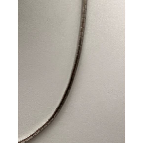 2.5mm Sterling Silver Stamped Omega 925 Chain Necklace 17",
10.3 Gram push clasp - Picture 3 of 7